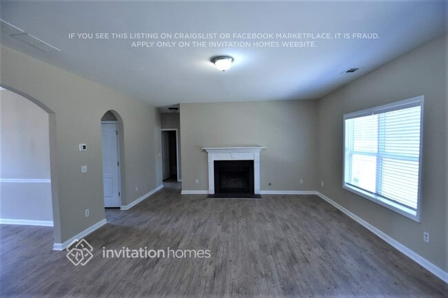 Photo - 100 Barberry Ln