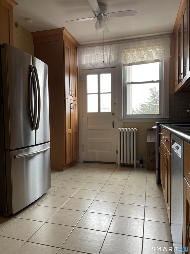 Photo - 890 Farmington Ave Unit 890D