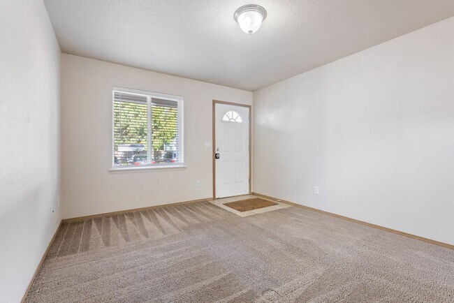 Photo - Spacious 4-Bedroom Home in SE Portland