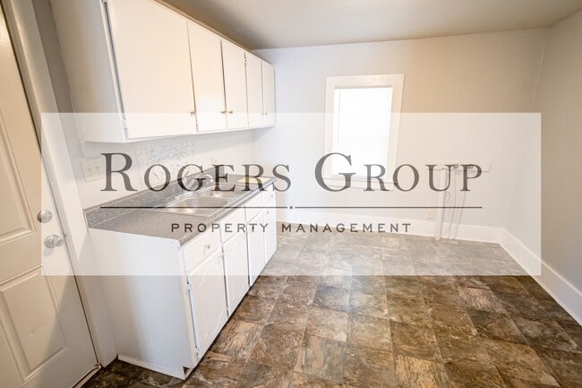 Photo - 525 Hatch St