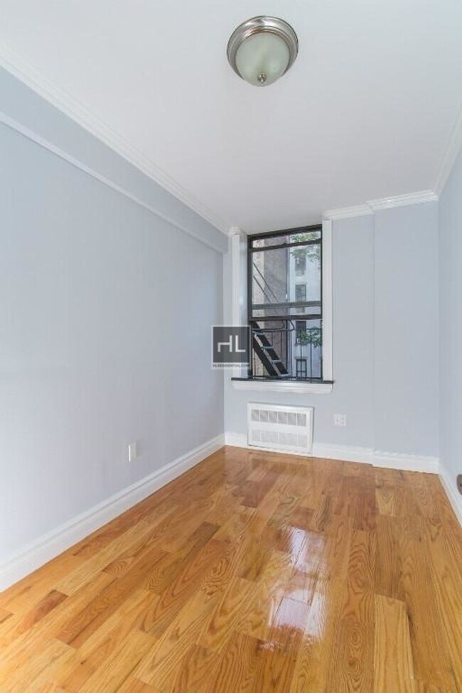 Photo - East 9th Street Unit 7