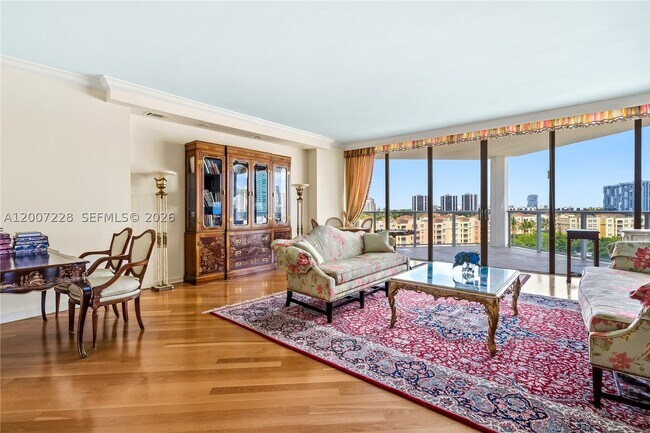 Photo - 19500 Turnberry Way Unit 7B