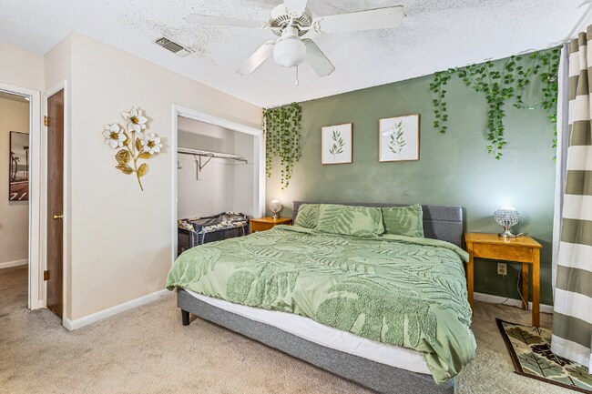 Photo - 36 Wright Pkwy NW