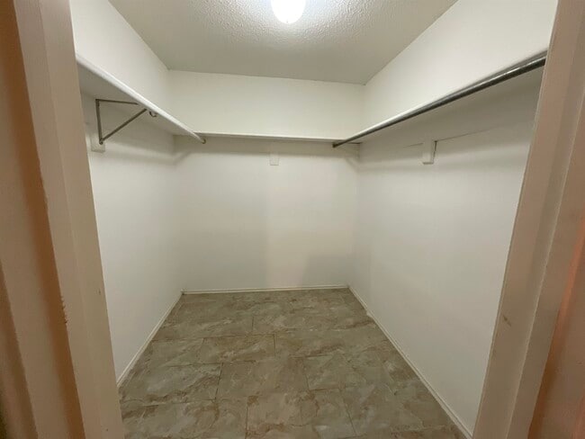 Photo - 915 Rutledge Dr