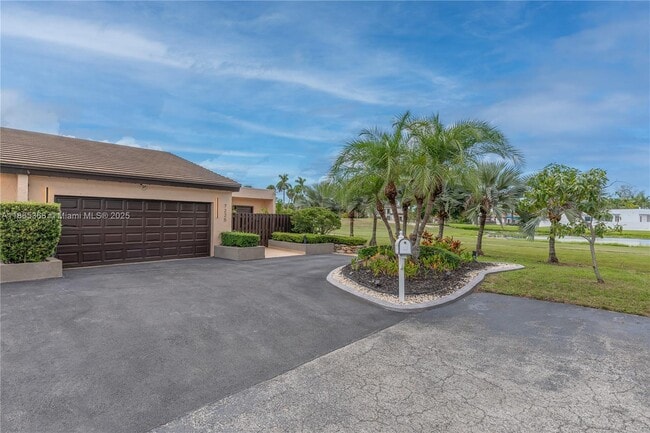 Building Photo - 7225 Coldstream Dr Rental