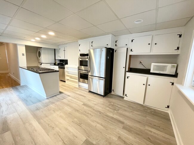 Building Photo - 130 P St Unit 2