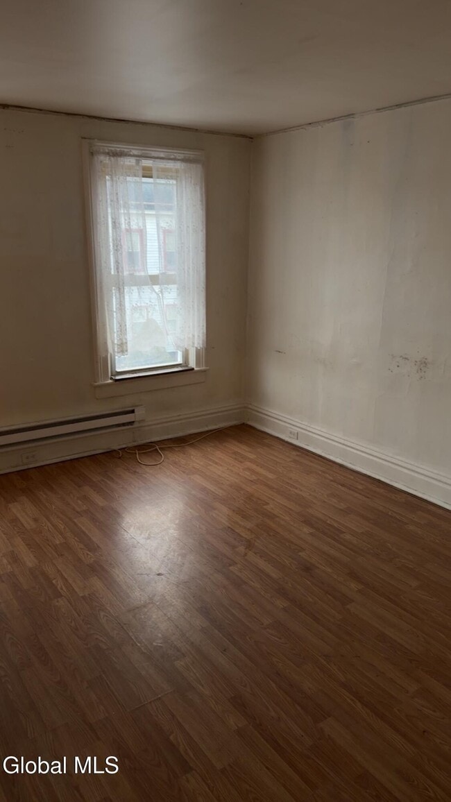 Photo - 96 Myrtle Ave Unidad 2