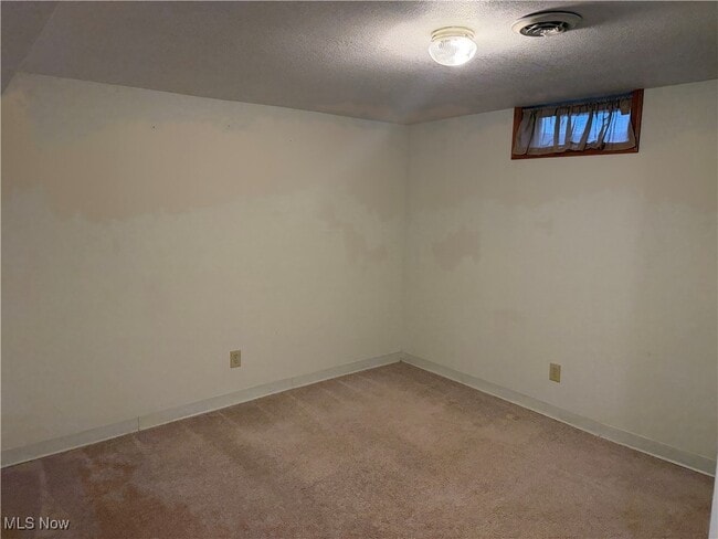 Photo - 6913 Tippecanoe Rd