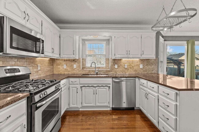 Photo - 824 SE 11 Terrace