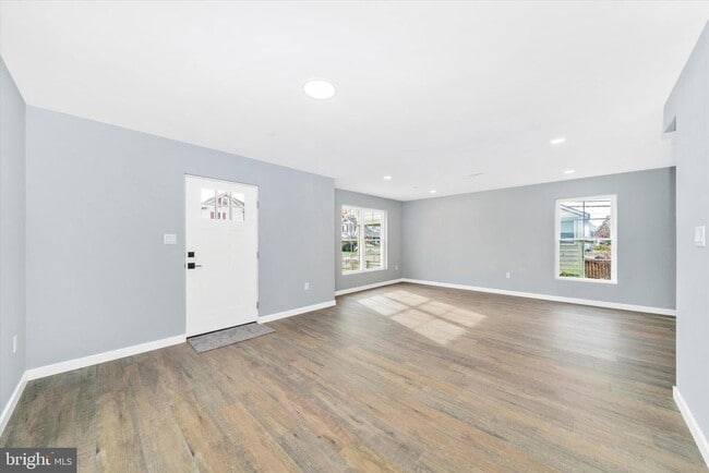 Building Photo - 17410 Gay St