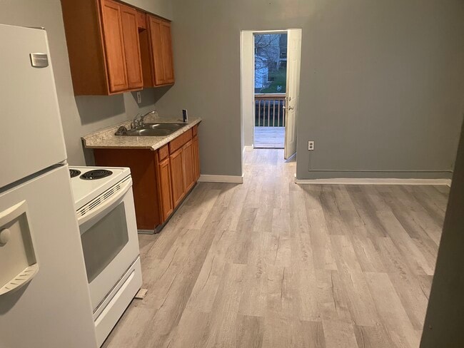 Photo - 907 Virginia Ave Unit 2