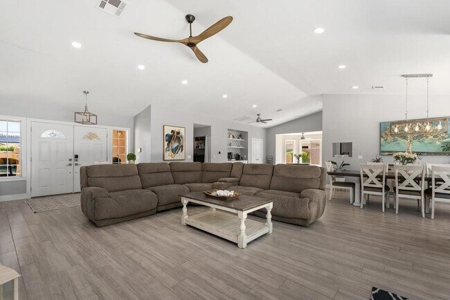 39369 Regency Way