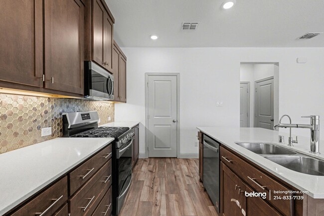 Photo - 12855 Leopold Trl