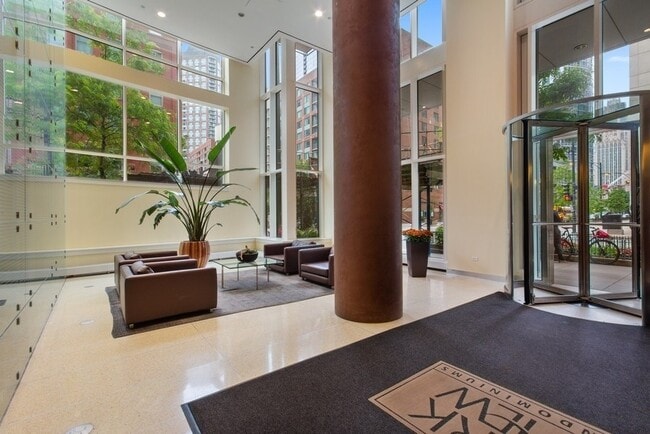 Building Photo - 505 N McClurg Ct Unit 1702