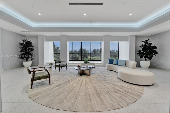 Building Photo - 20335 W Country Club Dr Unit 2210 Rental
