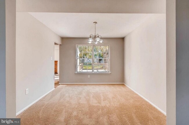 Photo - 915 Cambridge Ave