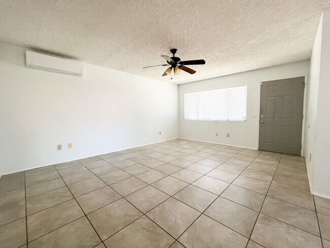 6245 Cahuilla Ave