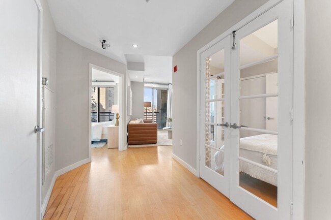 Photo - 1300 13th St NW Unidad # 603