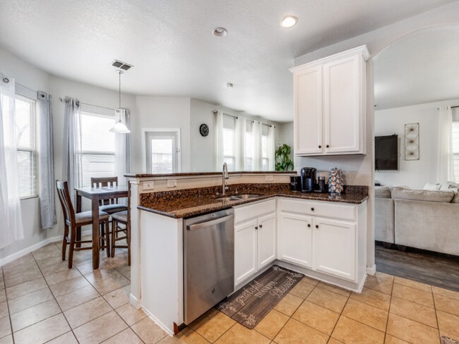 Photo - 6035 Enchantment