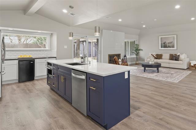 Photo - 6350 Glennox Ln