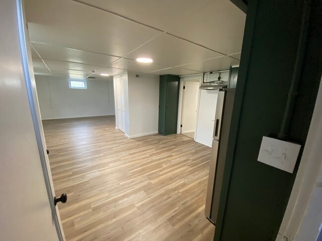 Photo - 1527 W 11th Ave Unit Basement B