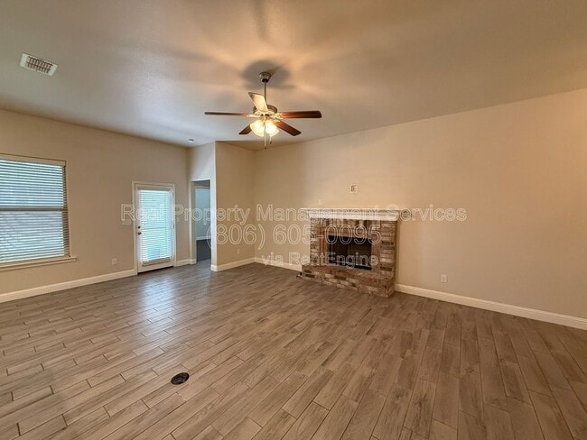 Photo - 13802 Avenue W
