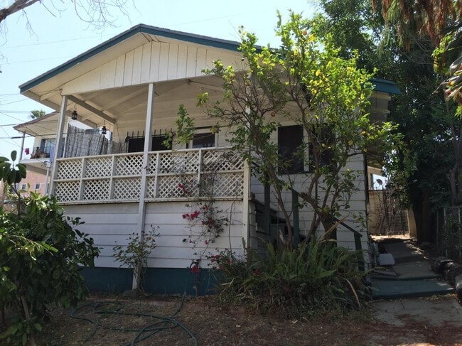 Exterior - Front - 622 N La Fayette Park Pl Unit 00