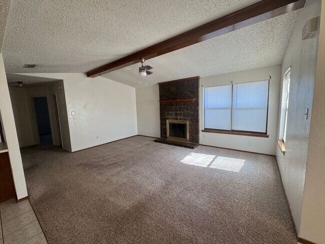 Photo - 11 Wagnon Dr Unidad B