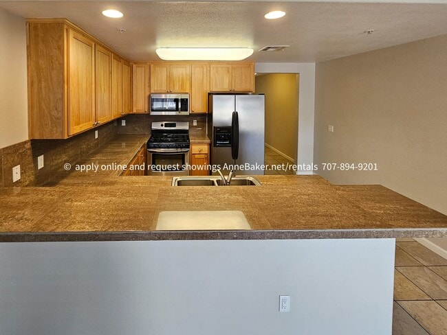 Photo - Close to Shopping Cloverdale 2 Bedroom Available Now