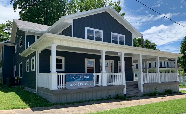 Front View - 400 E Twin Springs St Unit 1