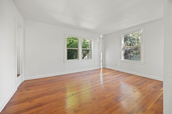Photo - 1816 Carleton St Unit G