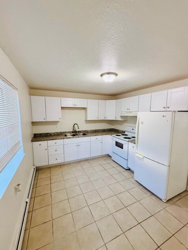Photo - 3 bd Available in Anschutz Medical Campus ...