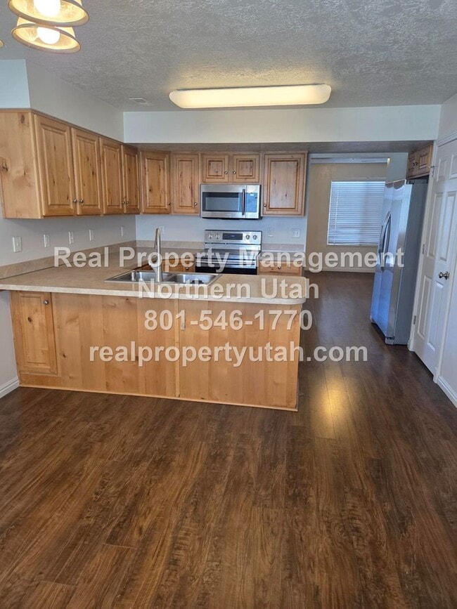 Photo - Cute 2 Bedroom Townhome in South Ogden Available