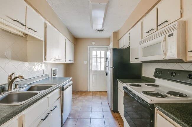 2689 Gessner Rd Unit 802
