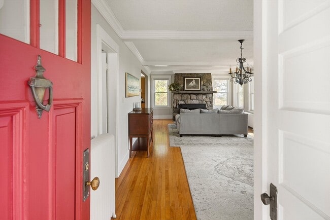 Photo - 20 Mountain Rd