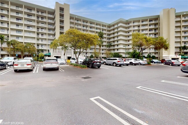 Photo - 2334 S Cypress Bend Dr Condo Unit 504