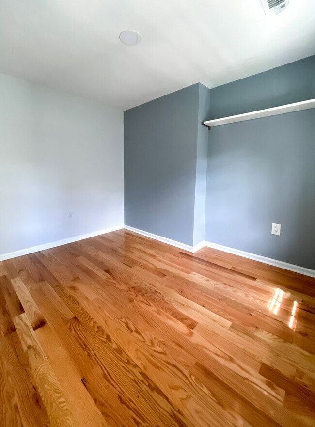 Photo - 2216 Summer St Unidad 2