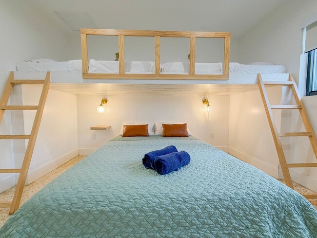 Photo - 258 NW 57th St Unidad ID1258732P