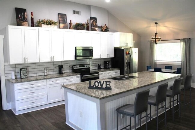 Photo - 4495 Kent Rd