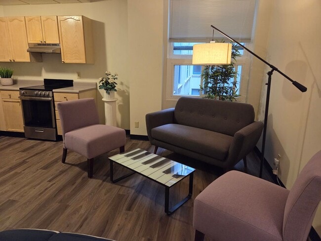 Sixth & Pine Building