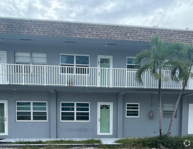 Building Photo - 3265 Griffin Rd Unit 103 Rental