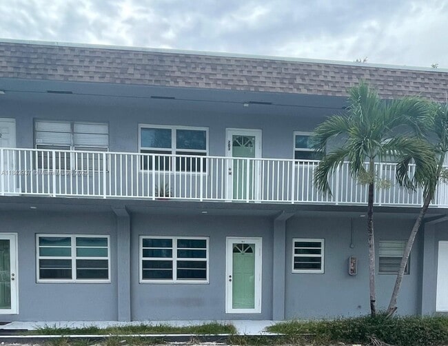 Photo - 3265 Griffin Rd Condo Unit 103