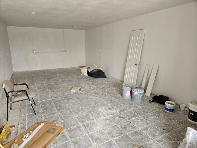 Photo - 2116 Lockwood Dr