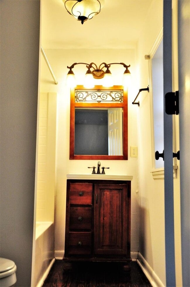 Photo - 35 Bogard St Unit C