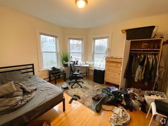 Building Photo - 10 Folsom St Unit 1 Folsom-  3 Rental