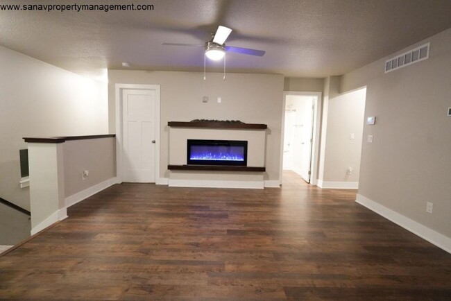 Photo - Beautiful two story with 4 Bedrooms home i...
