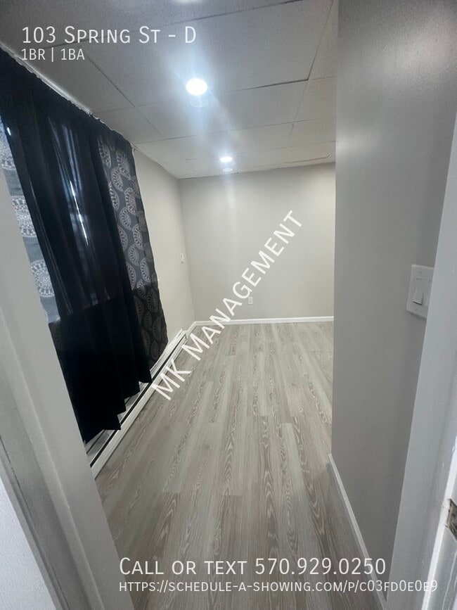 Photo - 103 Spring St Unit D