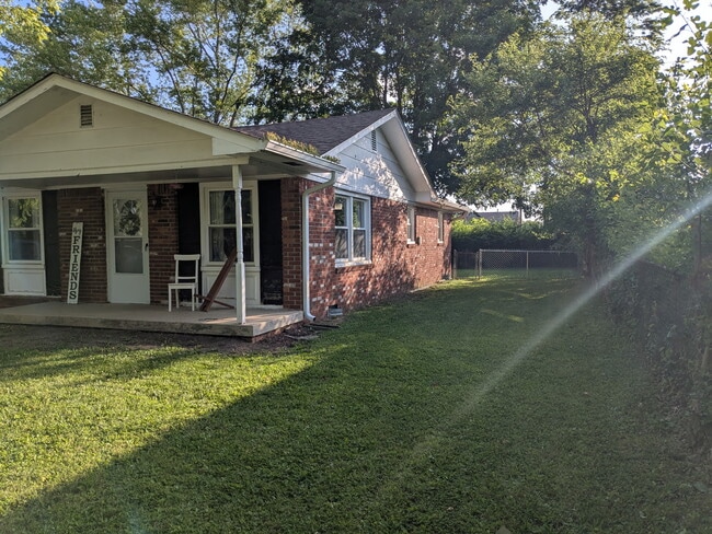 Building Photo - 7718 Southfield Dr Rental