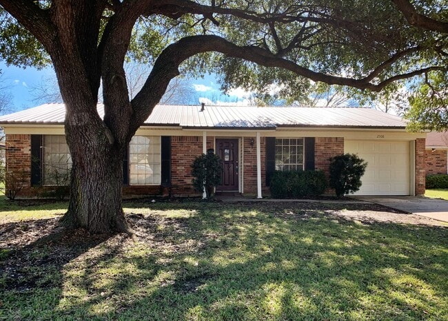 Building Photo - 3 Bedroom 2 bathroom Bossier City Rental