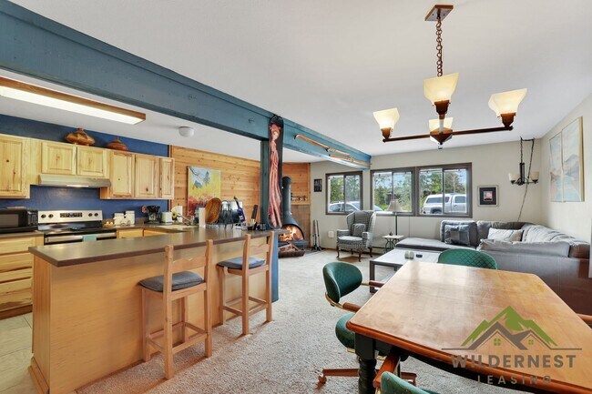 Photo - Deck Gore Condo - WINTER RENTAL-2 Bedroom/2 Bath Includes All Utilities